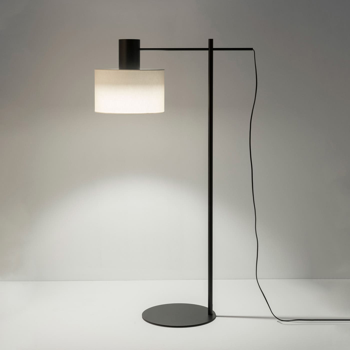 Estiluz - Floor lamp Belt 4149MG