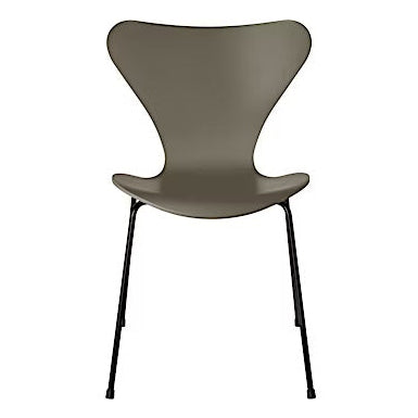 Fritz Hansen - Series 7 3107 Chair Lacquer