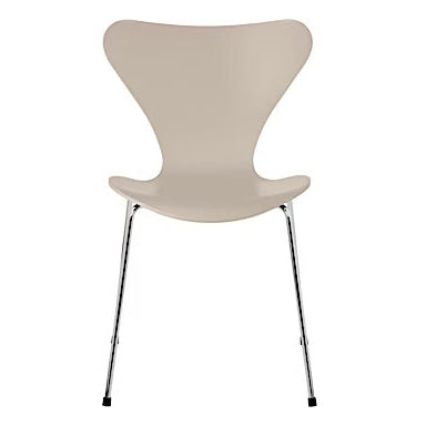 Fritz Hansen - Series 7 3107 Chair Lacquer