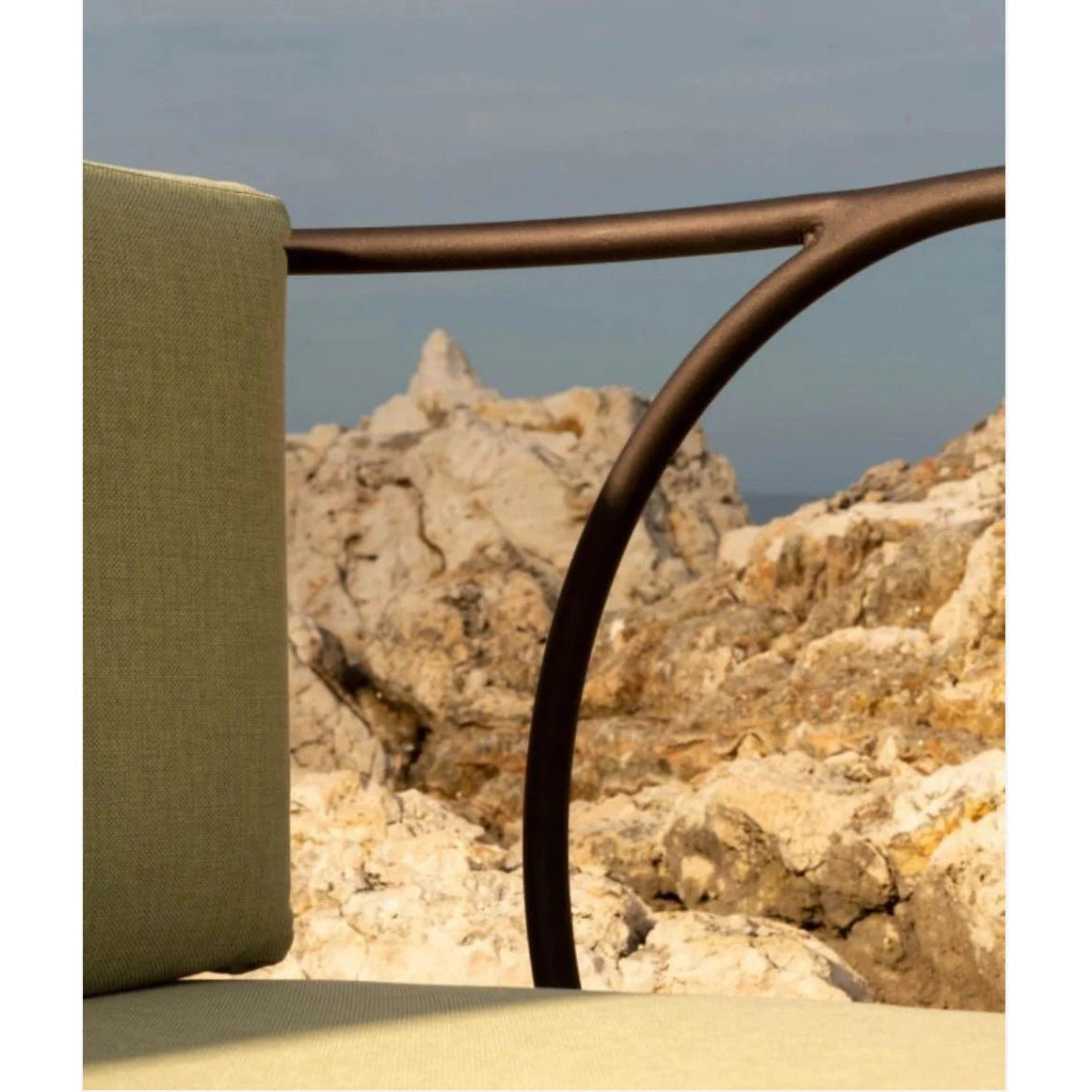 Unopiu - Ariete Bench Bronze