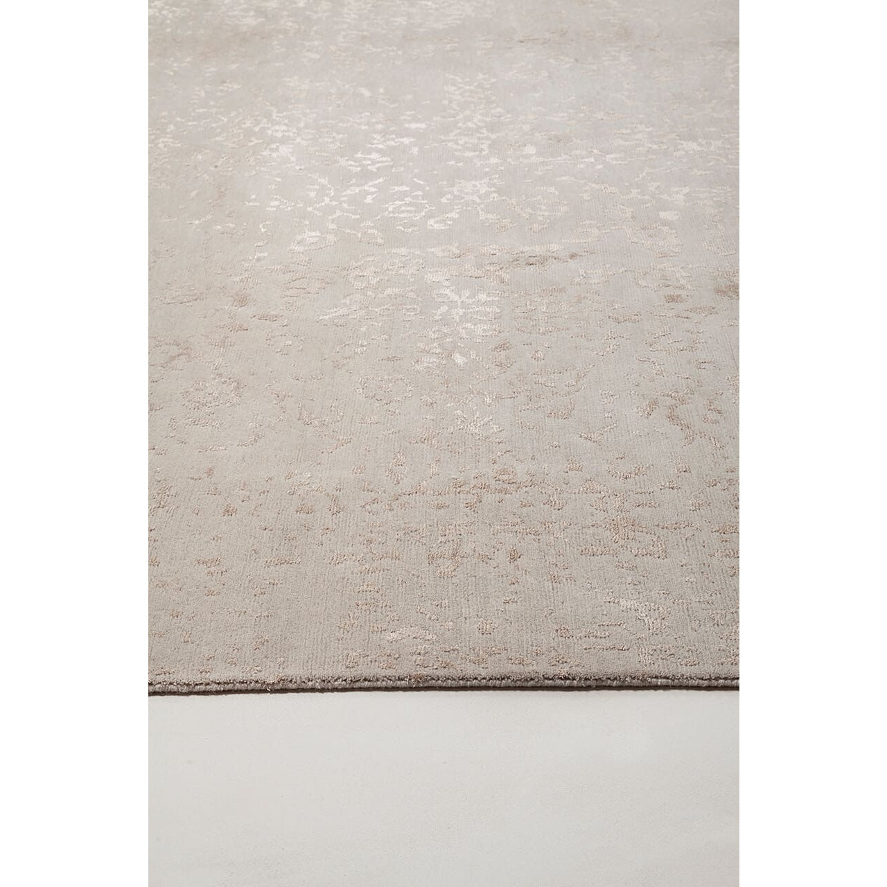 Amini - Artemisia Rug Amini Studio Ivory