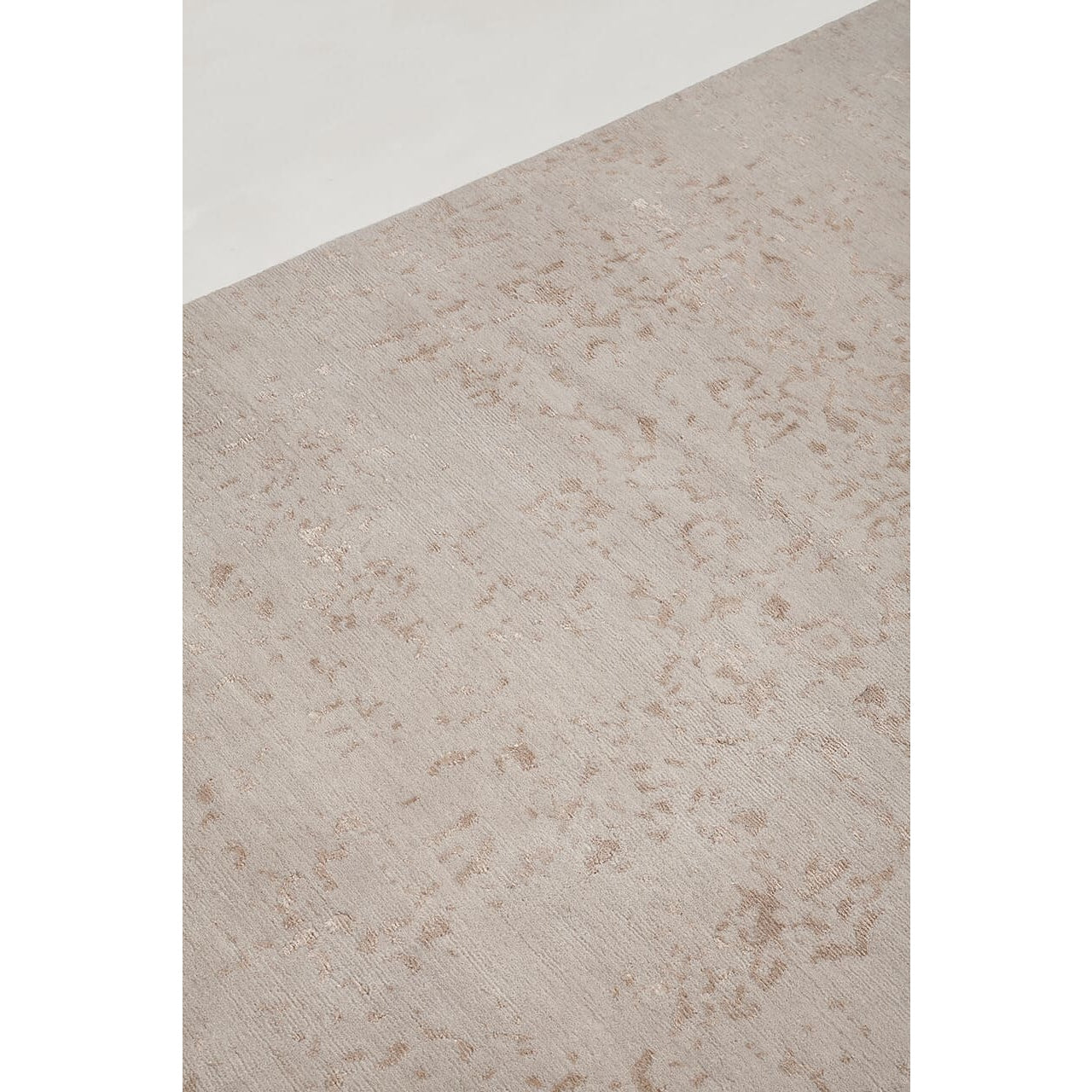 Amini - Artemisia Rug Amini Studio Ivory