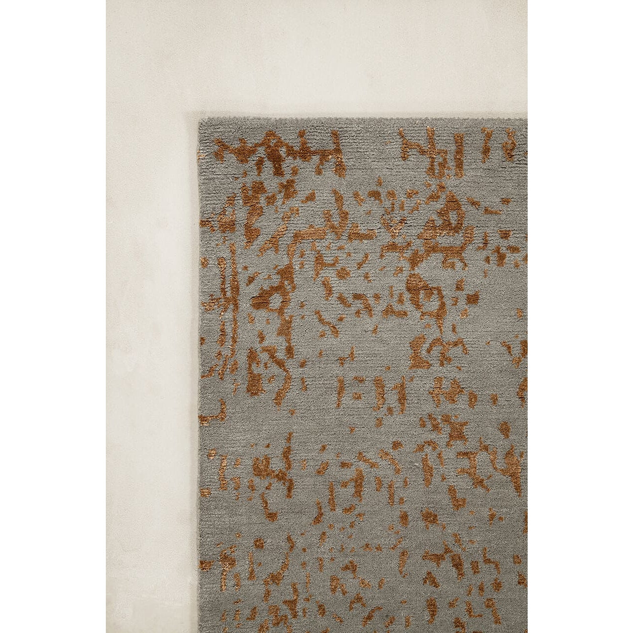 Amini - Artemisia Rug Amini Studio Ice