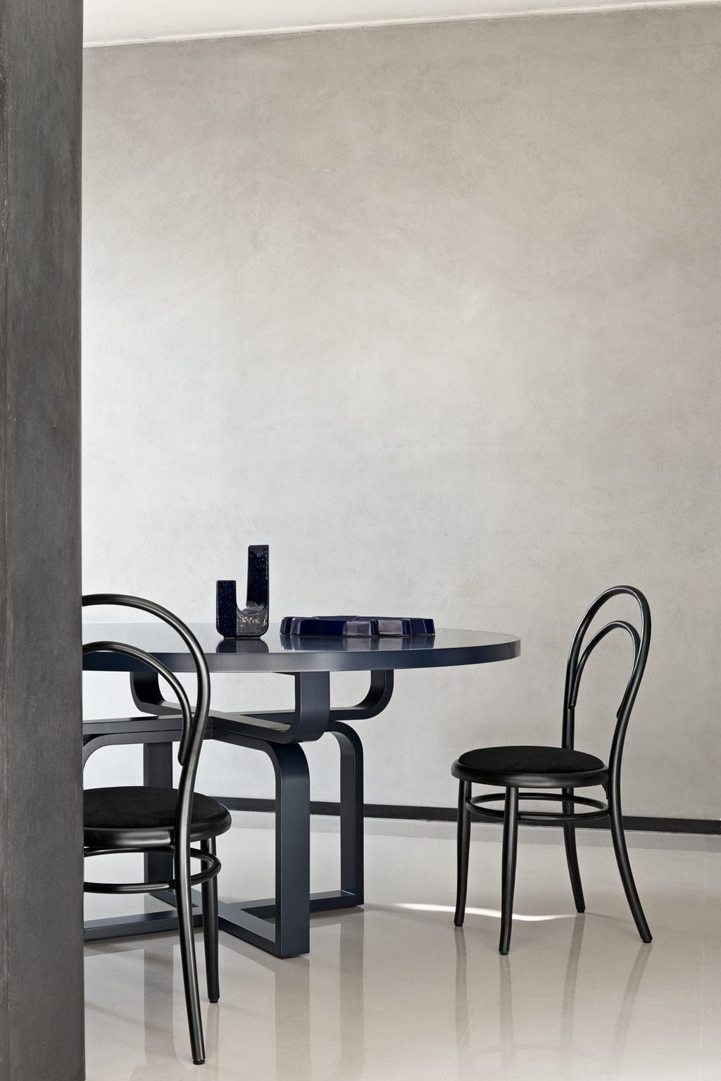 Fritz Hansen - Grand Prix Chair Ash dyed