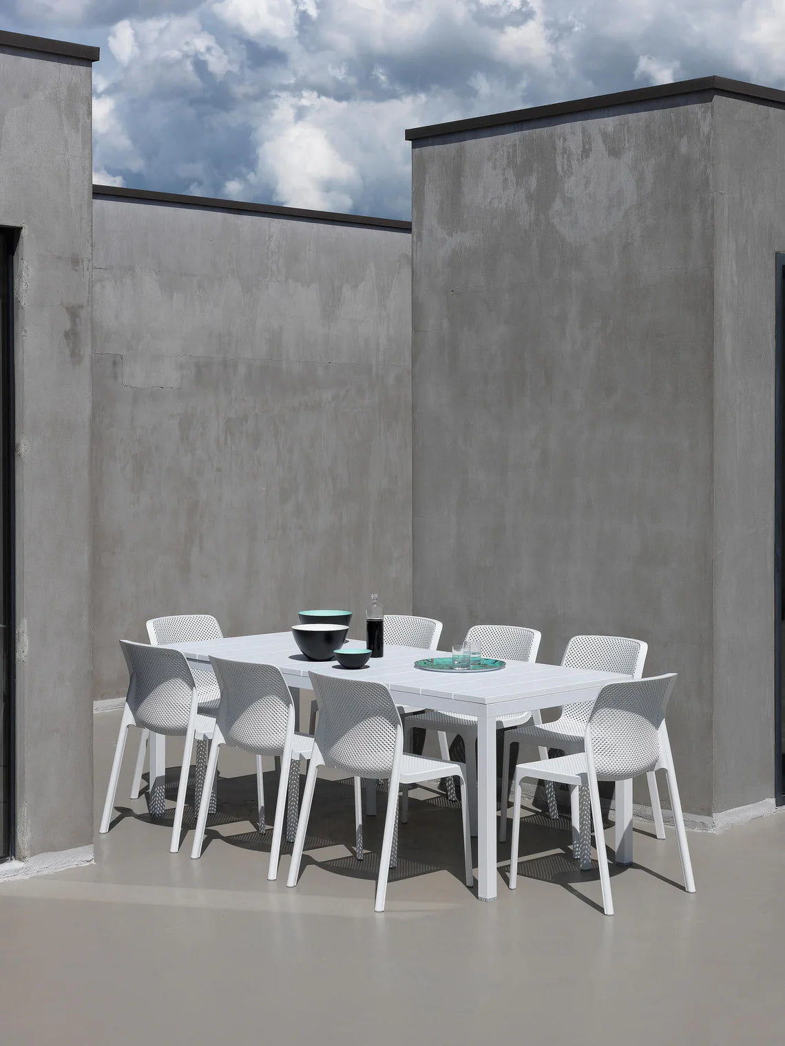 Unopiu - Synthesis extendable table