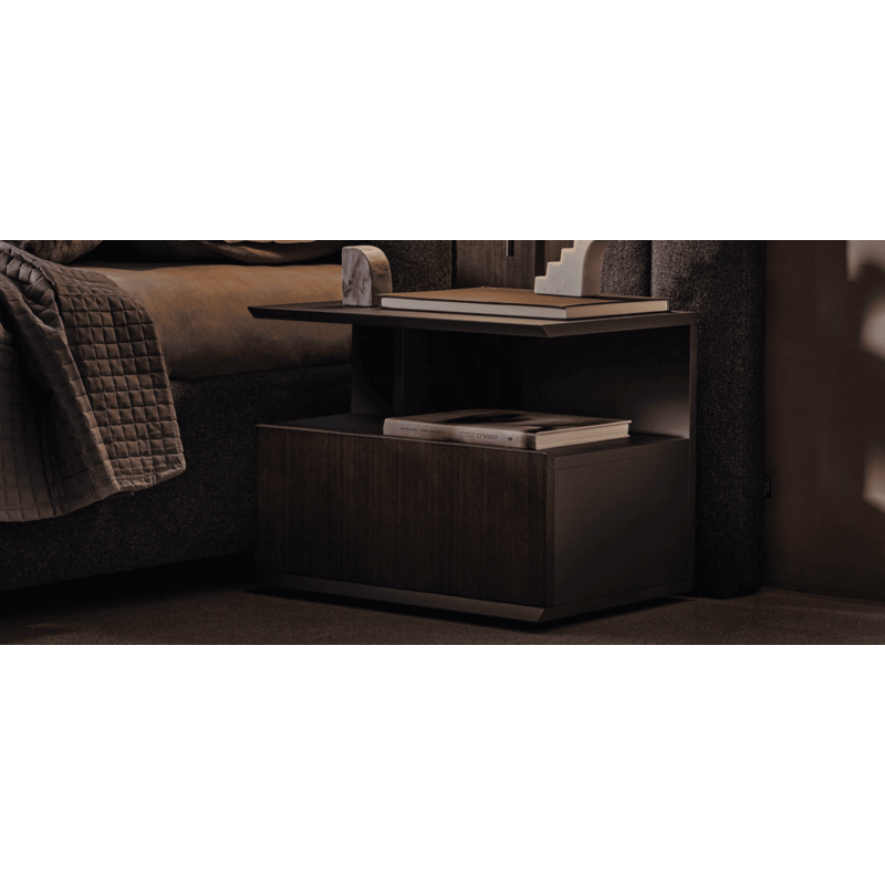 Ditre Italia - Eric Nightstand