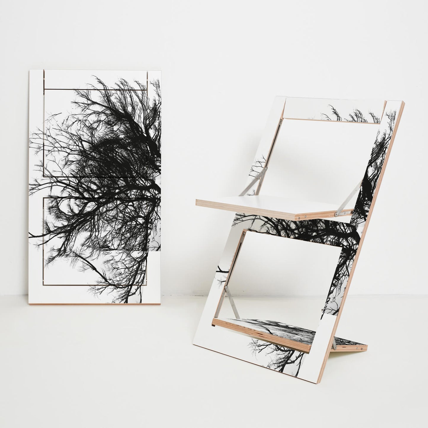 Ambivalence - Fläpps Folding Chair - Tree