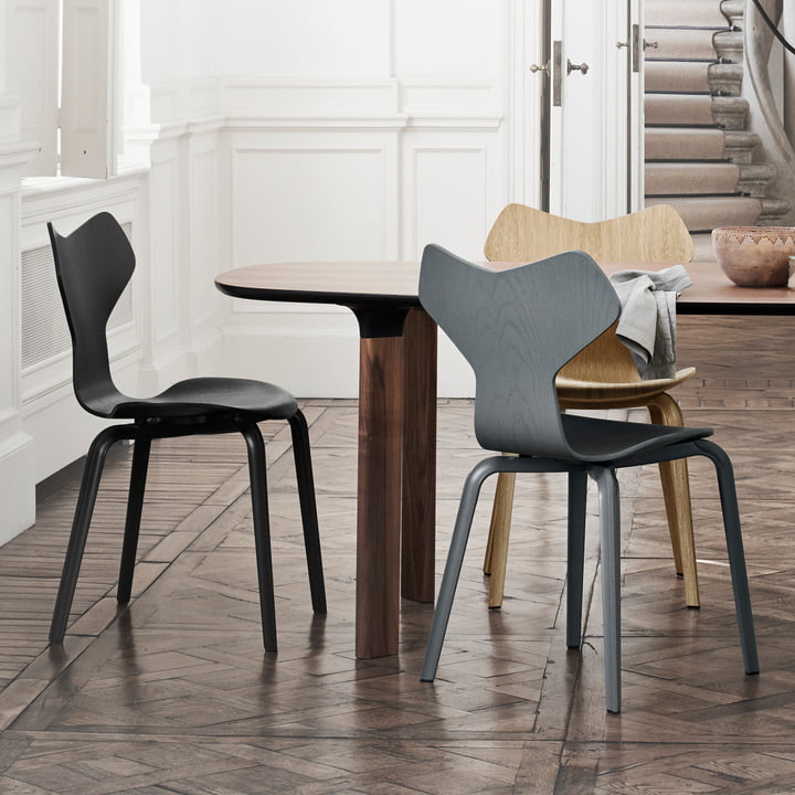 Fritz Hansen - Grand Prix Chair Ash dyed