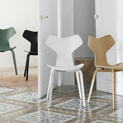 Fritz Hansen - Grand Prix Chair Ash dyed