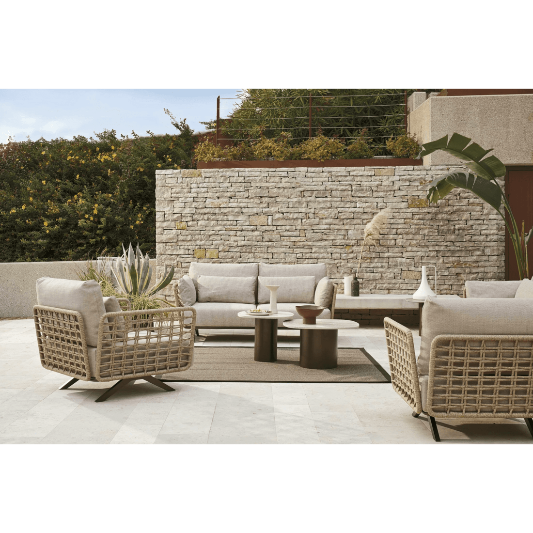 Roberti - Armàn 2-Seater Sofa