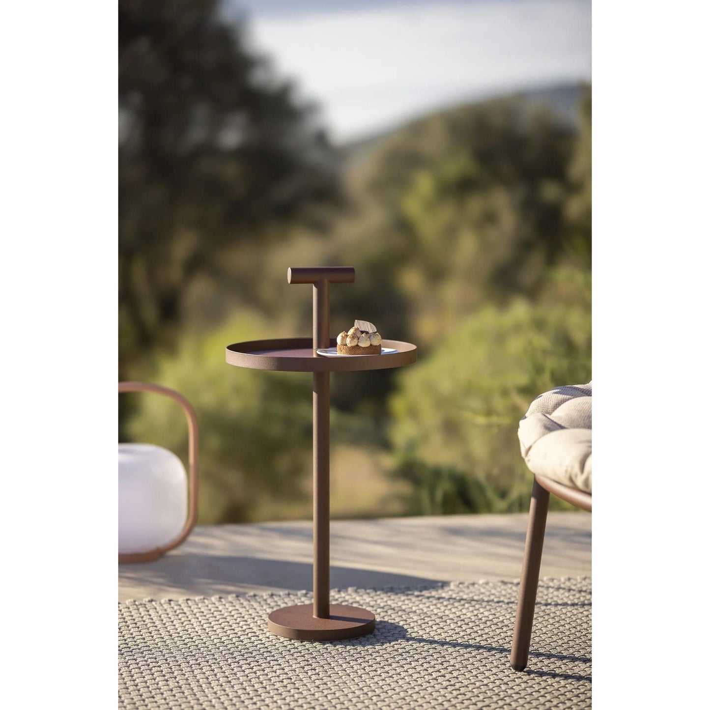 Todus - Albus Side Table