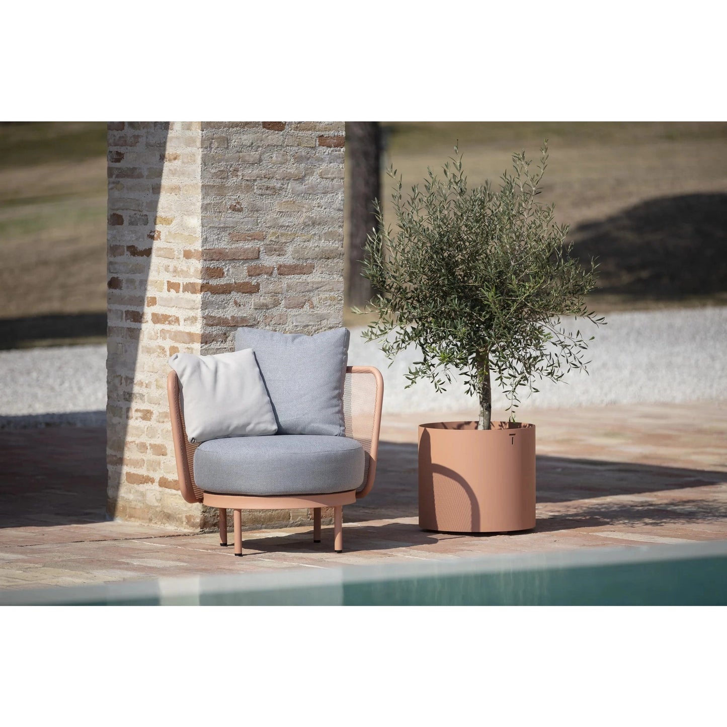 Todus - Base Lounge Chair