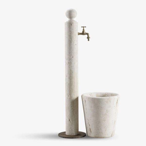 VELTHA® - NASCOR garden fountain made of travertine