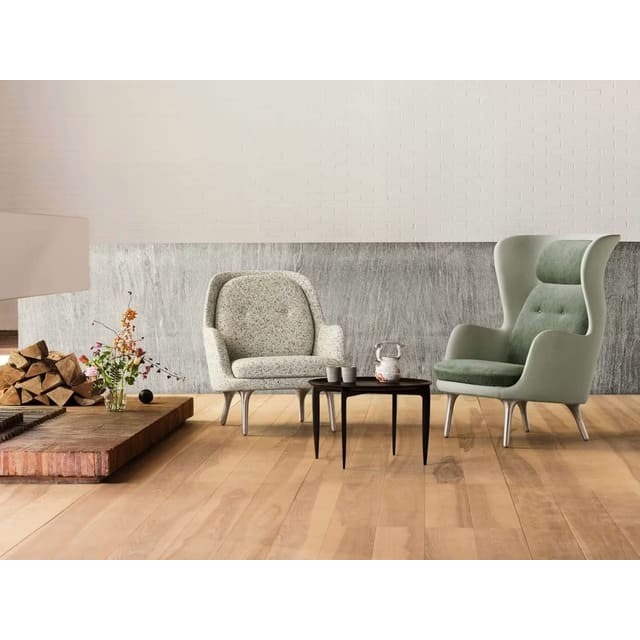 Fritz Hansen - Ro Armchair Oak