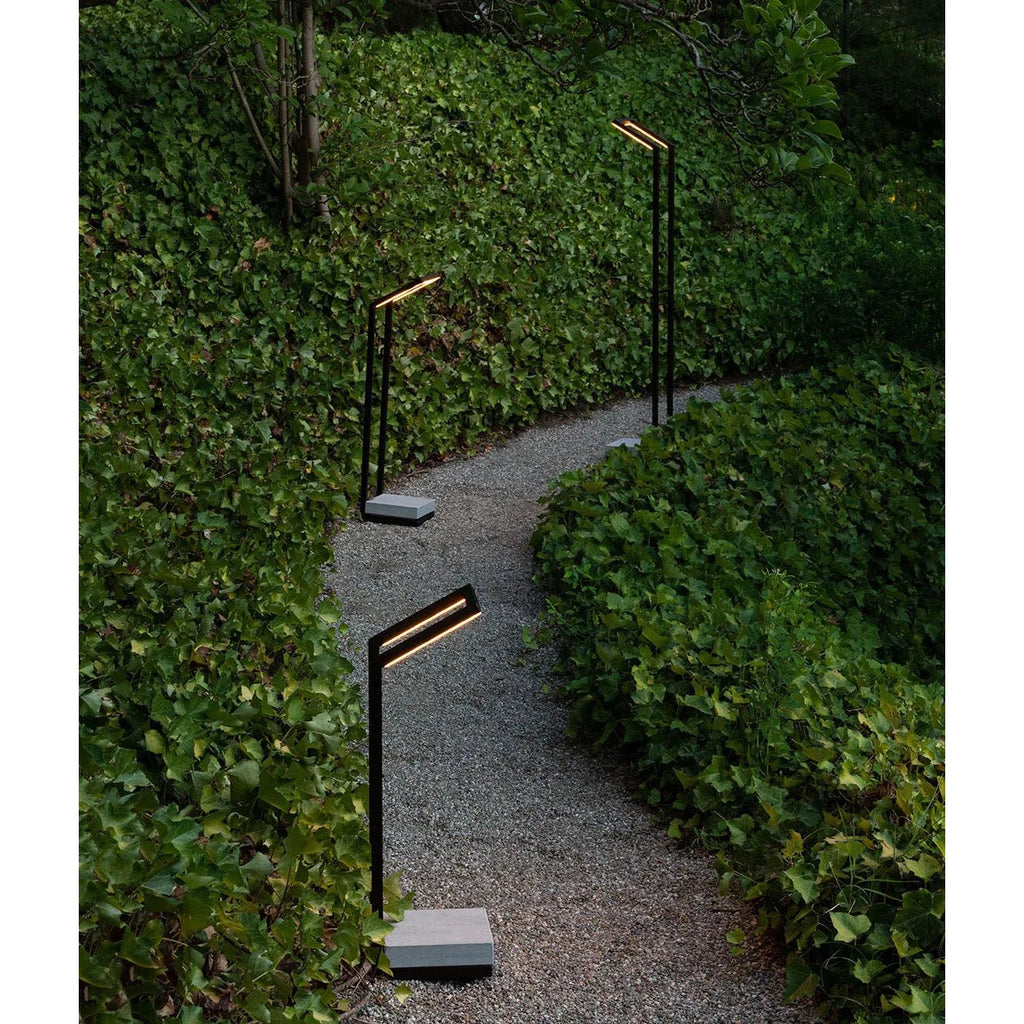 Unopiu - Floor lamp Tratto H 140