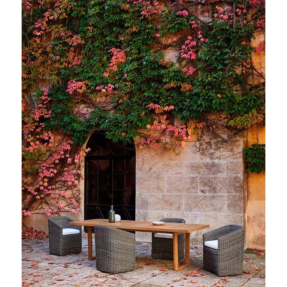 Point - Heritage Armchair