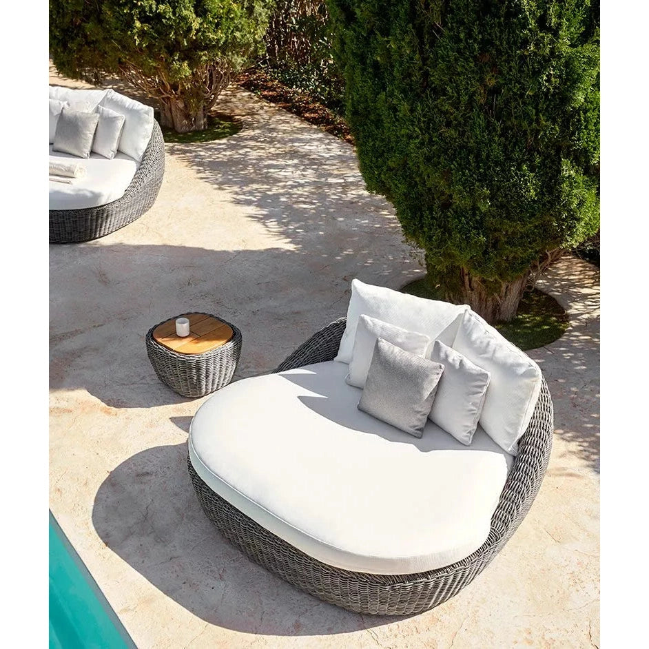 Point - Heritage Side Table Wicker / Teak