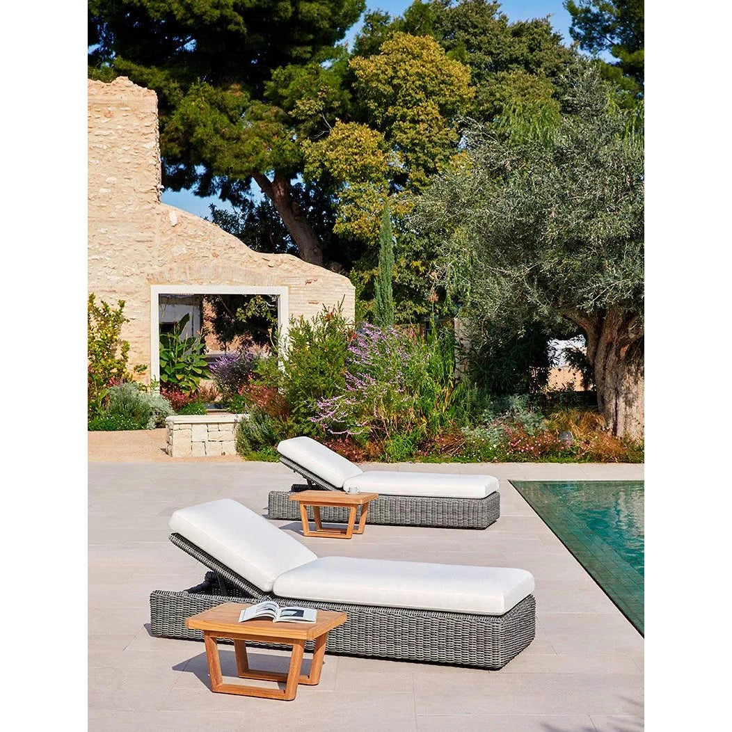 Point - Heritage Sun Lounger
