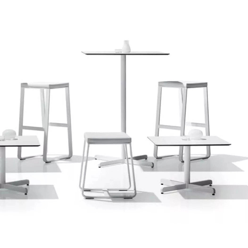 Bivaq - Sit bar table round/square