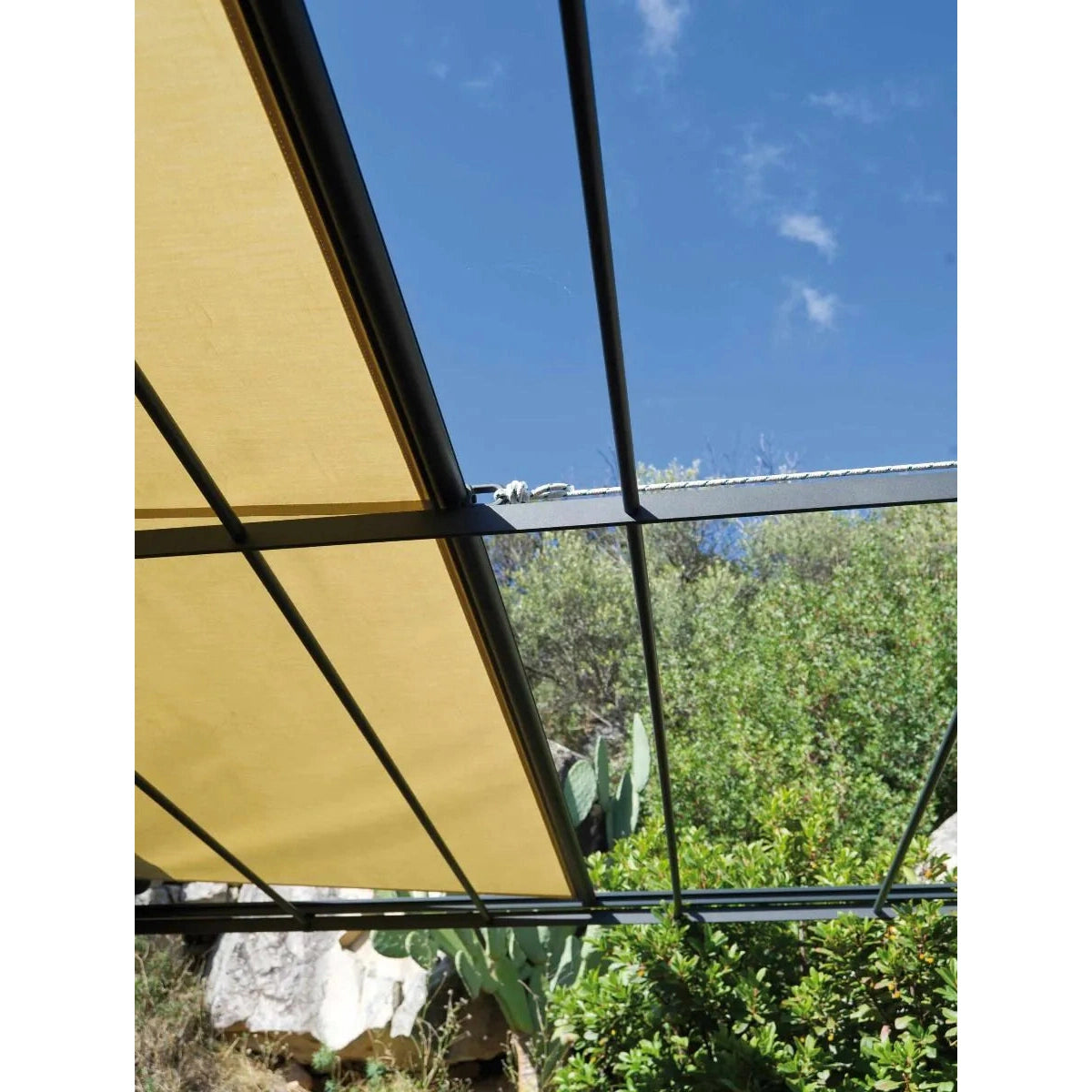 Unopiu - Spring roller blind attachment pergola Solaire