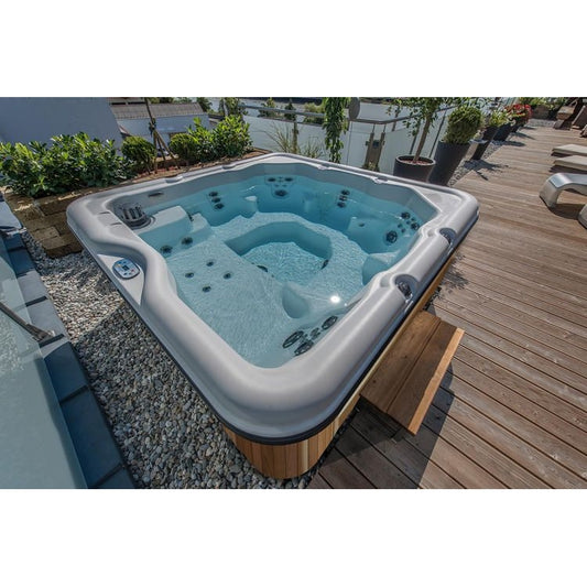 Scandinavic Wood Art - Hot Tub Luxury Encore